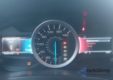 2015 Ford Explorer Xlt z USA, uszkodzony, nr VIN 1FM5K8D86FGB93989